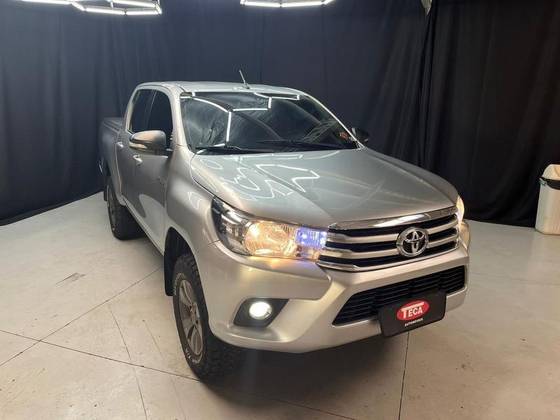 TOYOTA HILUX 2.7 SR 4X2 CD 16V FLEX 4P AUTOMÁTICO